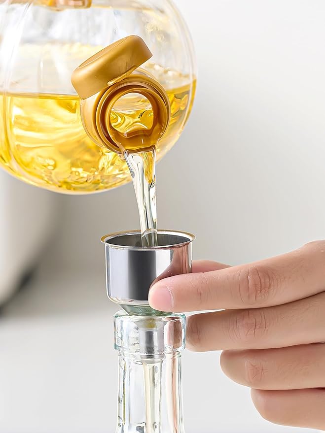 2 Pcs Olive Oil Dispenser Bottle for Kitchen,17oz Clear Glass Cooking Oil and Vinegar Dispenser Set, Coffee Syrup Dispenser with 2 Pourers and 1 Funnel (Two circles)